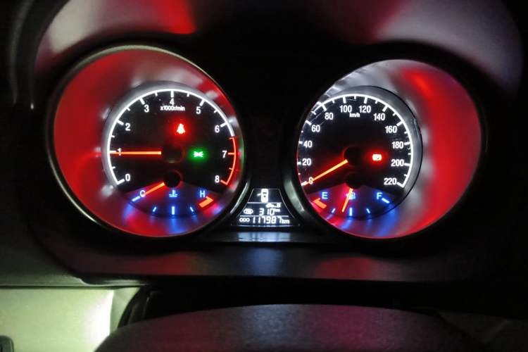 Used Geely Auto GX7 2015 Classic Edition 1.8L Manual New Urban Upgrade Version China V Standard Instrument Cluster
