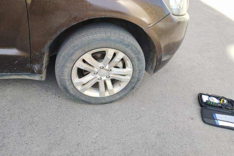 Used Geely Auto GX7 2015 Classic Edition 1.8L Manual Elite Model China IV Right Front Wheel Hub