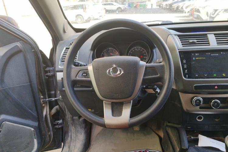 Used Geely Auto GX7 2015 Classic Edition 1.8L Manual Elite Model China IV Steering Wheel