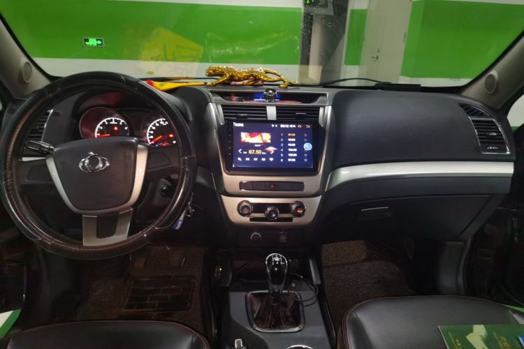 Used Geely Auto GX7 2015 Classic Edition 1.8L Manual Urban Model China V Standard Center Console