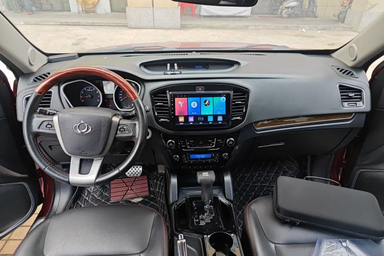 Used Geely Auto GX7 2015 Sports Edition 2.0L Automatic Prestige Model Center Console
