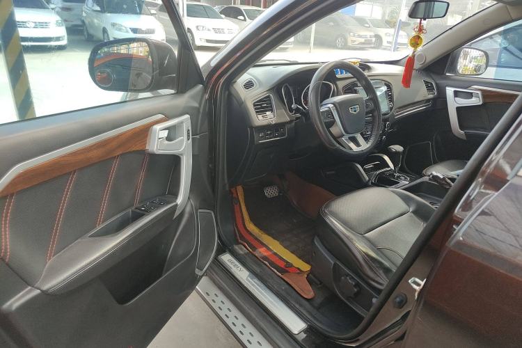 Used Geely Auto GX7 2015 Sports Edition 2.0L Automatic Luxury Upgrade Version China V Standard Driver Seat