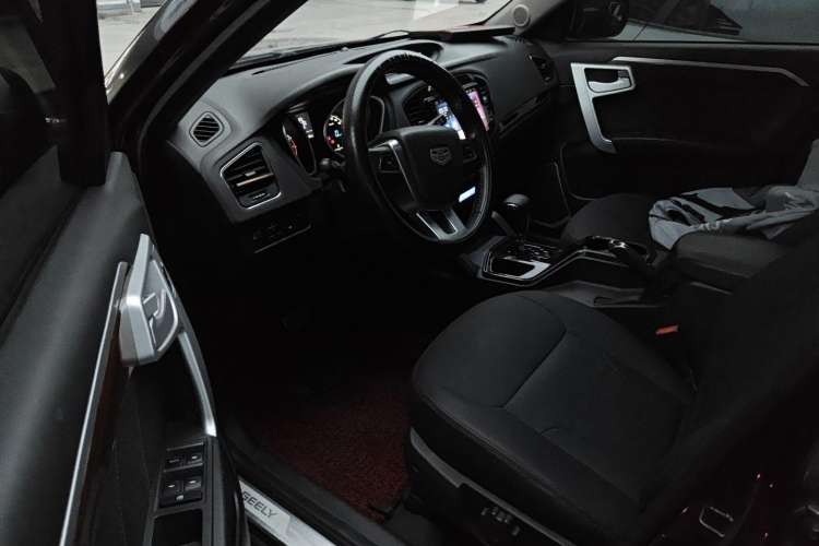 Used Geely Auto GX7 2015 Sports Edition 2.0L Automatic Prestige Model Driver Seat