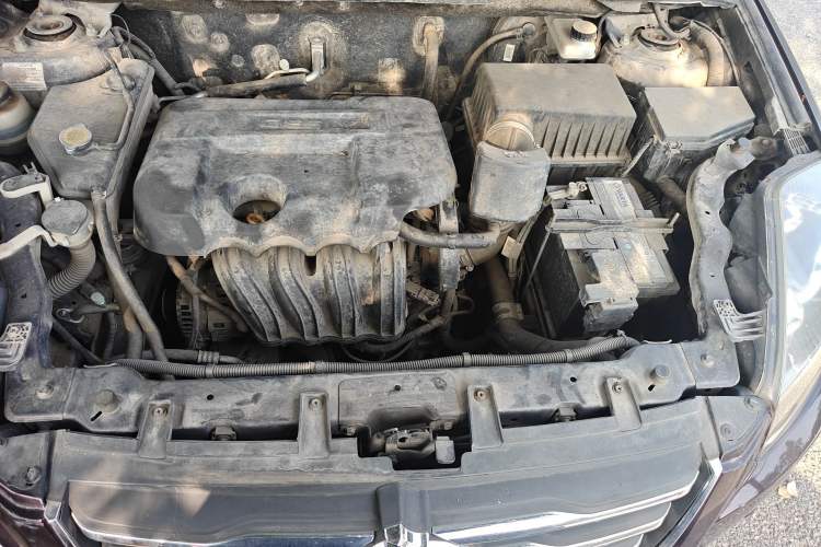 Used Geely Auto GX7 2015 Classic Edition 1.8L Manual Elite Model China V Standard Engine Bay