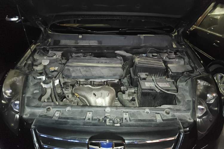 Used Geely Auto GX7 2015 Sports Edition 2.0L Automatic Prestige Model Engine Bay