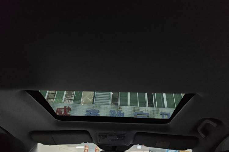 Used Geely Auto GX7 2015 Sports Edition 2.0L Automatic Prestige Model Headliner