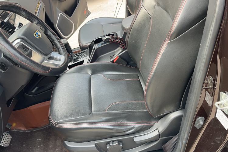 Used Geely Auto GX7 2015 Sports Edition 2.0L Automatic Luxury Upgrade Version China V Standard Left Front Seat