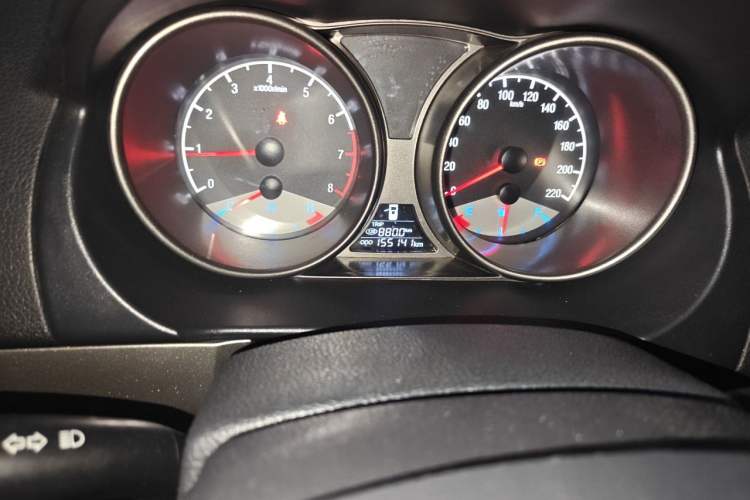 Used Geely Auto GX7 2015 Classic Edition 1.8L Manual Elite Model China V Standard Odometer Close Up