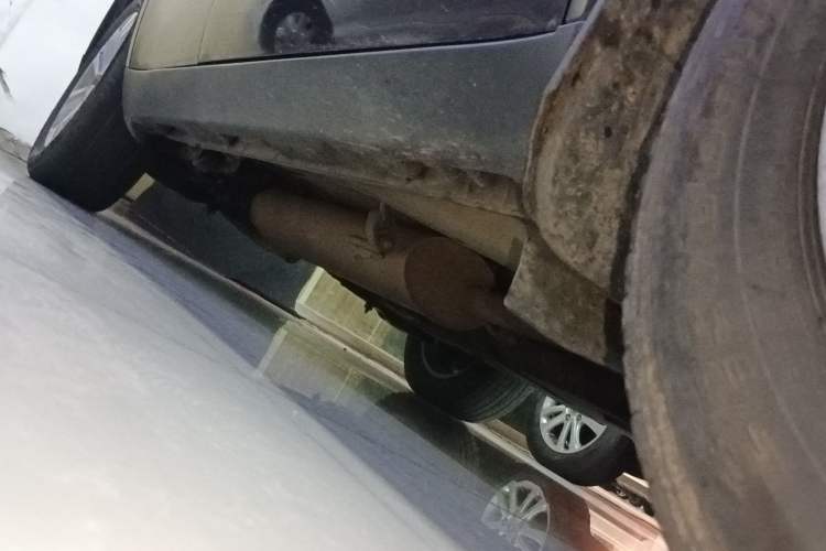 Used Geely Auto GX7 2015 Classic Edition 1.8L Manual Urban Model China IV Right Side Sill