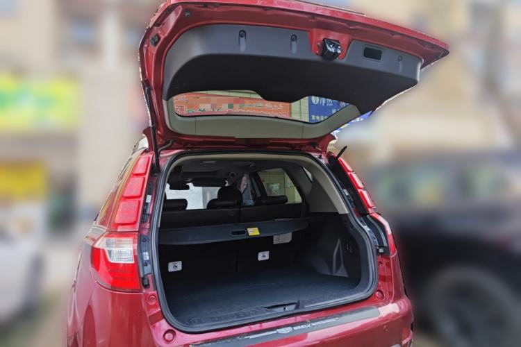 Used Geely Auto GX7 2015 Sports Edition 2.0L Automatic Prestige Model Trunk