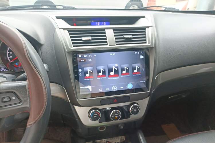 Used Geely Auto GX7 2015 Sports Edition 2.0L Manual Elite Model Audio And AC Panel