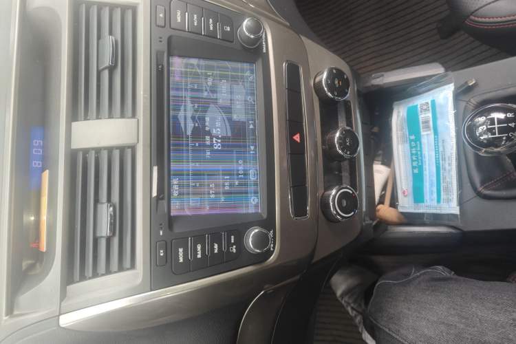 Used Geely Auto GX7 2015 Classic Edition 1.8L Manual New Urban Model China IV Audio And AC Panel