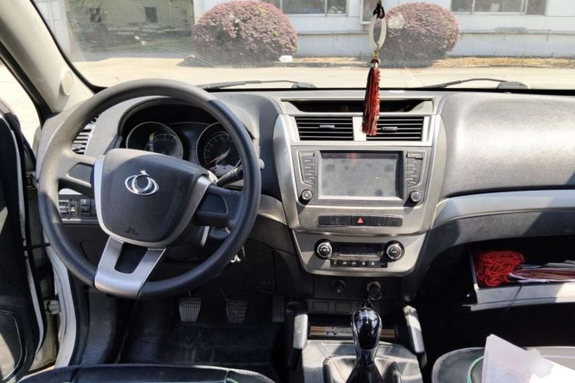 Used Geely Auto GX7 2015 Classic Edition 1.8L Manual Elite Model China IV Center Console