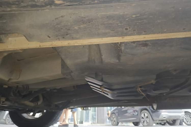 Used Geely Auto GX7 2015 Classic Edition 1.8L Manual Urban Model China IV Chassis Front Left
