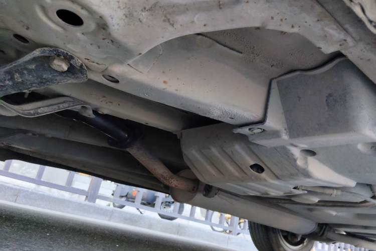 Used Geely Auto GX7 2015 Classic Edition 1.8L Manual Urban Model China IV Chassis Front Left
