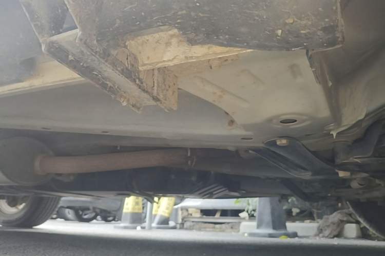 Used Geely Auto GX7 2015 Classic Edition 1.8L Manual Urban Model China IV Chassis Front Right