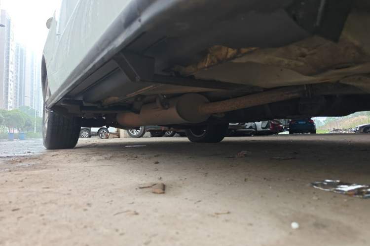 Used Geely Auto GX7 2015 Classic Edition 1.8L Manual Elite Model China IV Chassis Front Right