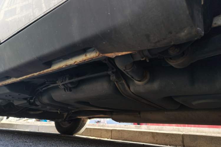 Used Geely Auto GX7 2015 Sports Edition 2.0L Automatic Prestige Model Chassis Rear Left