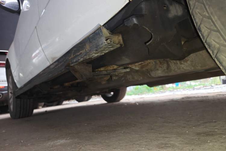 Used Geely Auto GX7 2015 Classic Edition 1.8L Manual Elite Model China IV Chassis Rear Left