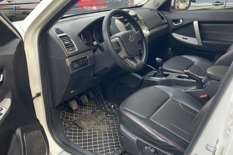 Used Geely Auto GX7 2015 Classic Edition 1.8L Manual Urban Model China V Standard Driver Seat