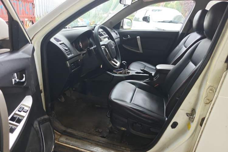 Used Geely Auto GX7 2015 Classic Edition 1.8L Manual Elite Model China IV Driver Seat