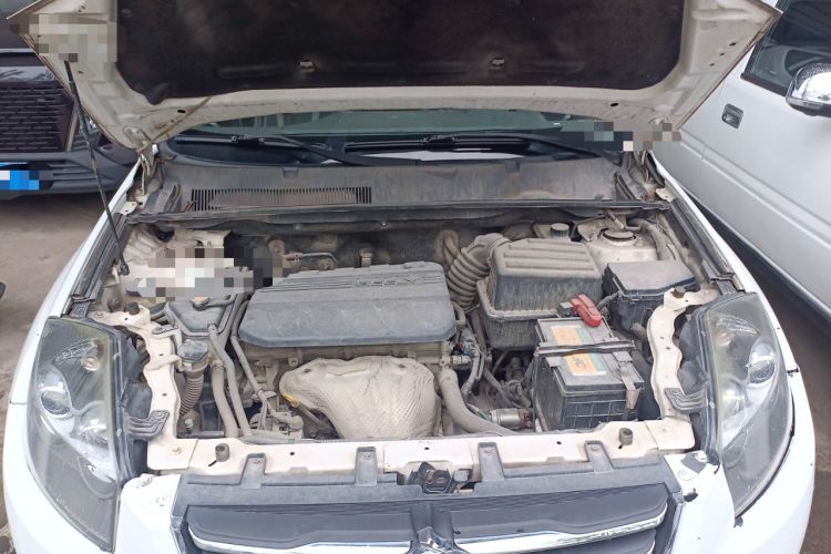 Used Geely Auto GX7 2015 Sports Edition 2.0L Manual Elite Model Engine Bay