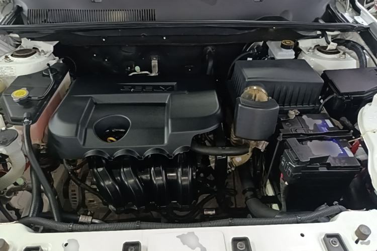 Used Geely Auto GX7 2015 Classic Edition 1.8L Manual Elite Model China V Standard Engine Bay