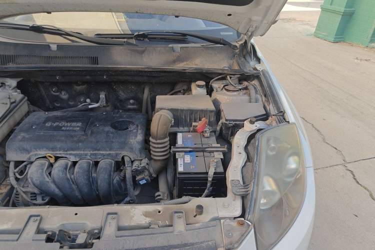 Used Geely Auto GX7 2015 Classic Edition 1.8L Manual Urban Model China IV Engine Bay Left