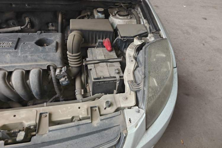 Used Geely Auto GX7 2015 Classic Edition 1.8L Manual Elite Model China IV Engine Bay Left