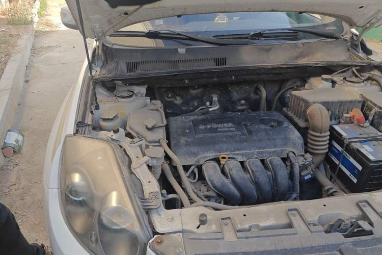 Used Geely Auto GX7 2015 Classic Edition 1.8L Manual Urban Model China IV Engine Bay Right