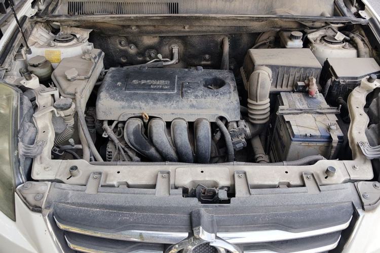 Used Geely Auto GX7 2015 Classic Edition 1.8L Manual Urban Model China IV Engine Bay