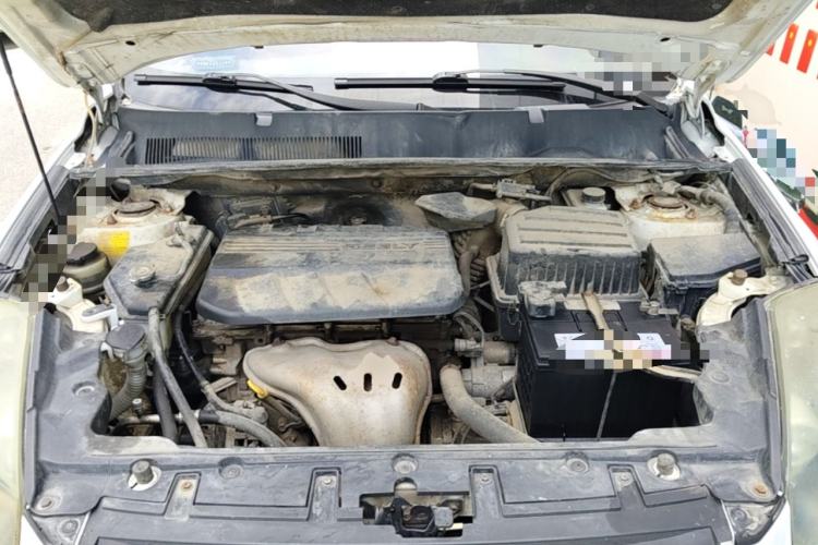 Used Geely Auto GX7 2015 Sport Edition 2.0L Automatic Luxury Model Engine Bay