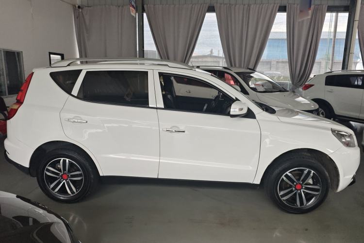 Used Geely Auto GX7 2015 Classic Edition 1.8L Manual Elite Model China V Standard Exterior 2