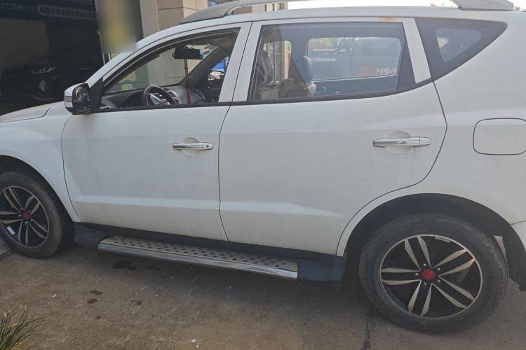 Used Geely Auto GX7 2015 Classic Edition 1.8L Manual Urban Model China V Standard Exterior 5