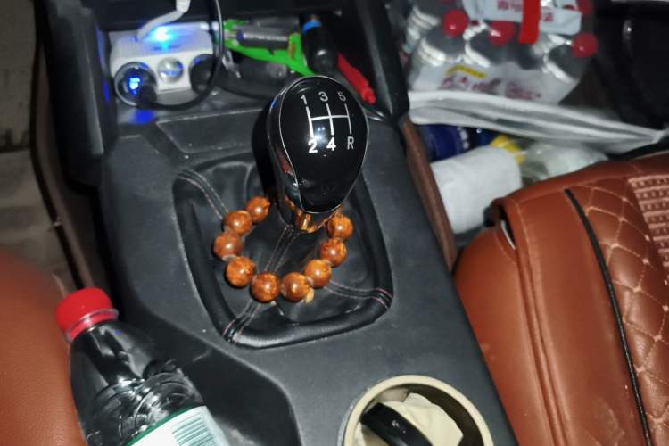 Used Geely Auto GX7 2015 Classic Edition 1.8L Manual New Urban Upgrade Version China V Standard Gear Lever
