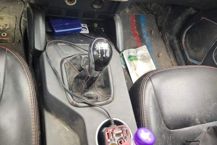 Used Geely Auto GX7 2015 Classic Edition 1.8L Manual – Exclusive for Online Retailers – China IV Standard Gear Lever