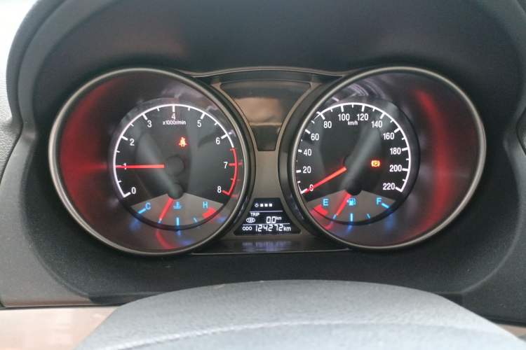 Used Geely Auto GX7 2015 Sports Edition 2.0L Manual Elite Model Instrument Cluster