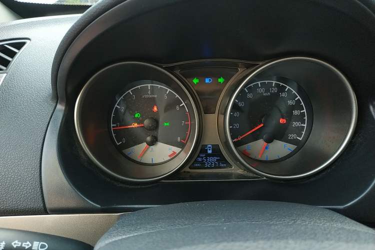 Used Geely Auto GX7 2015 Classic Edition 1.8L Manual Urban Model China IV Instrument Cluster