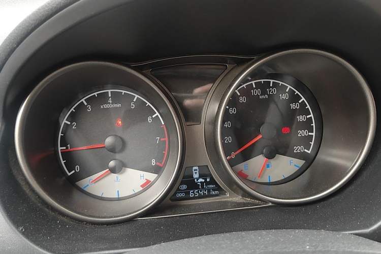 Used Geely Auto GX7 2015 Classic Edition 1.8L Manual Elite Model China IV Instrument Cluster