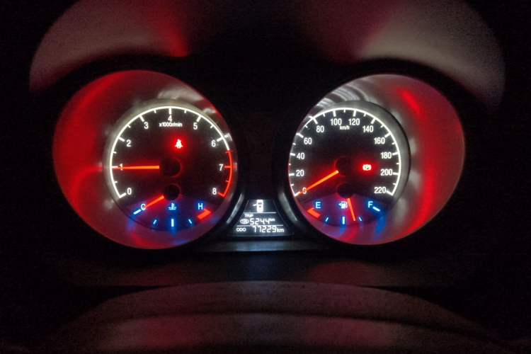 Used Geely Auto GX7 2015 Classic Edition 1.8L Manual Elite Model China V Standard Instrument Cluster