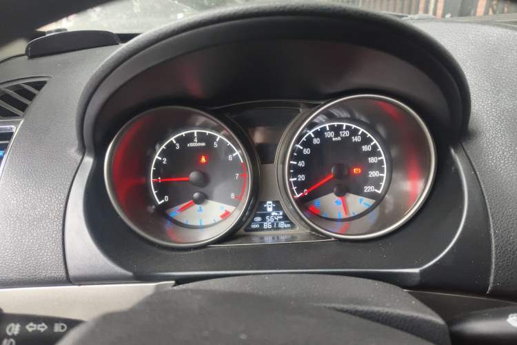 Used Geely Auto GX7 2015 Classic Edition 1.8L Manual Elite Model China V Standard Instrument Cluster