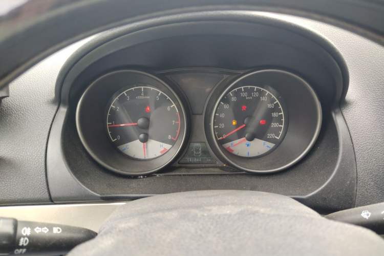 Used Geely Auto GX7 2015 Classic Edition 1.8L Manual – Exclusive for Online Retailers – China IV Standard Instrument Cluster