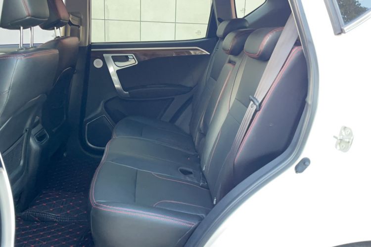 Used Geely Auto GX7 2015 Sport Edition 2.0L Automatic Luxury Model Interior 1