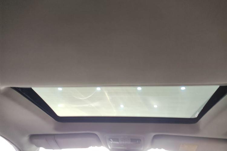 Used Geely Auto GX7 2015 Sports Edition 2.0L Automatic Prestige Model Interior 3