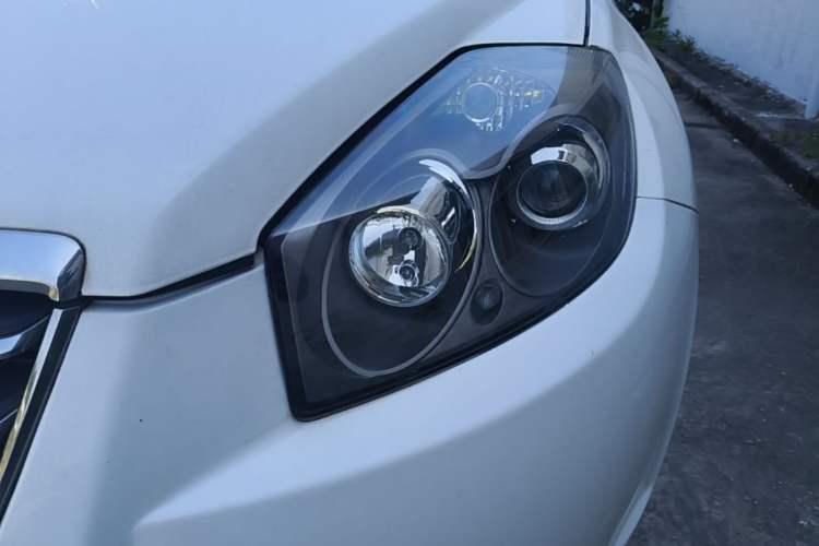Used Geely Auto GX7 2015 Classic Edition 1.8L Manual – Exclusive for Online Retailers – China IV Standard Left Front Headlight