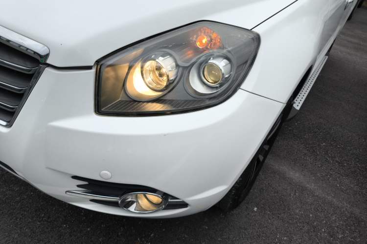 Used Geely Auto GX7 2015 Classic Edition 1.8L Manual Elite Model China IV Left Front Headlight