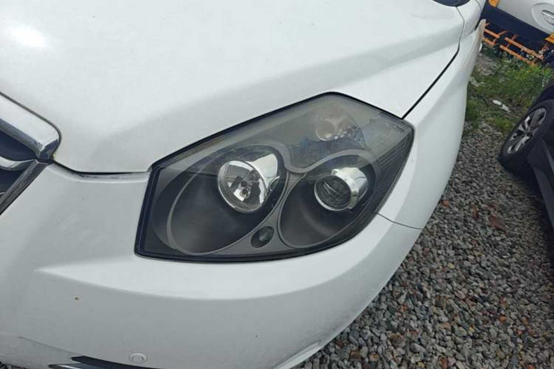 Used Geely Auto GX7 2015 Sports Edition 2.0L Automatic Prestige Model Left Front Headlight