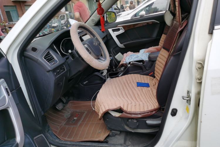 Used Geely Auto GX7 2015 Sports Edition 2.0L Automatic Luxury Model Left Front Seat