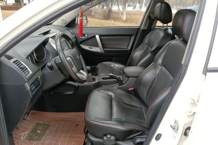 Used Geely Auto GX7 2015 Classic Edition 1.8L Manual Elite Model China V Standard Left Front Seat