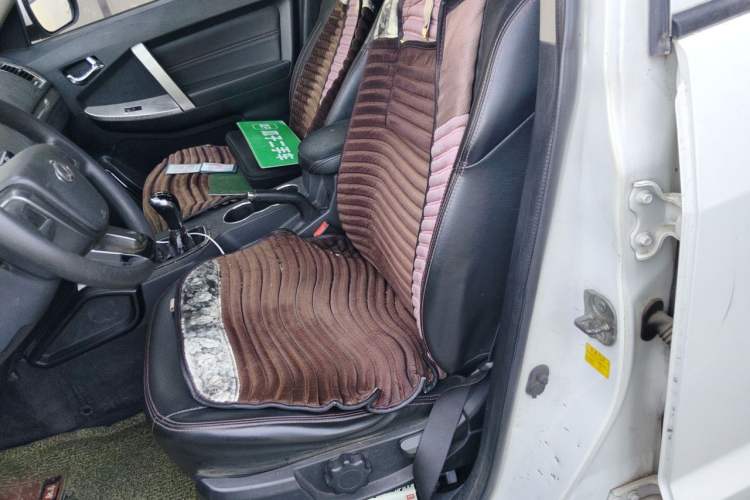 Used Geely Auto GX7 2015 Classic Edition 1.8L Manual Urban Model China IV Left Front Seat